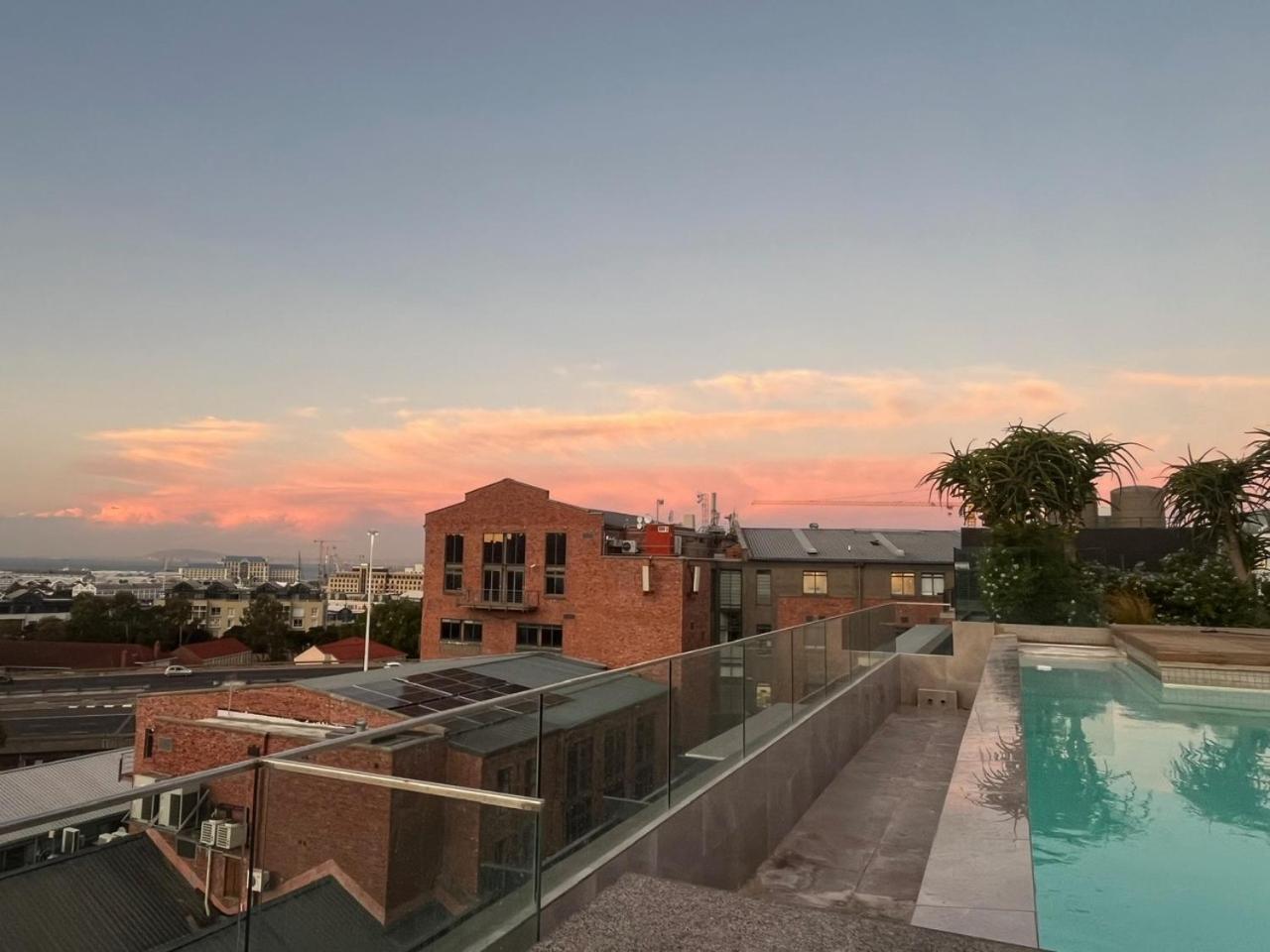 Modern Apartment In The Docklands, De Waterkant, Cape Town Stunning Views, Gorgeous Pool Deck Zewnętrze zdjęcie
