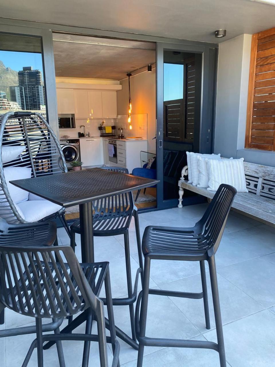 Modern Apartment In The Docklands, De Waterkant, Cape Town Stunning Views, Gorgeous Pool Deck Zewnętrze zdjęcie
